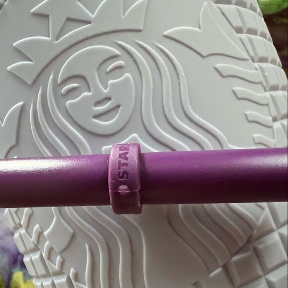 Starbucks Lilac Purple Matte Grid Tumbler, 24 Oz - Picture 6 of 7